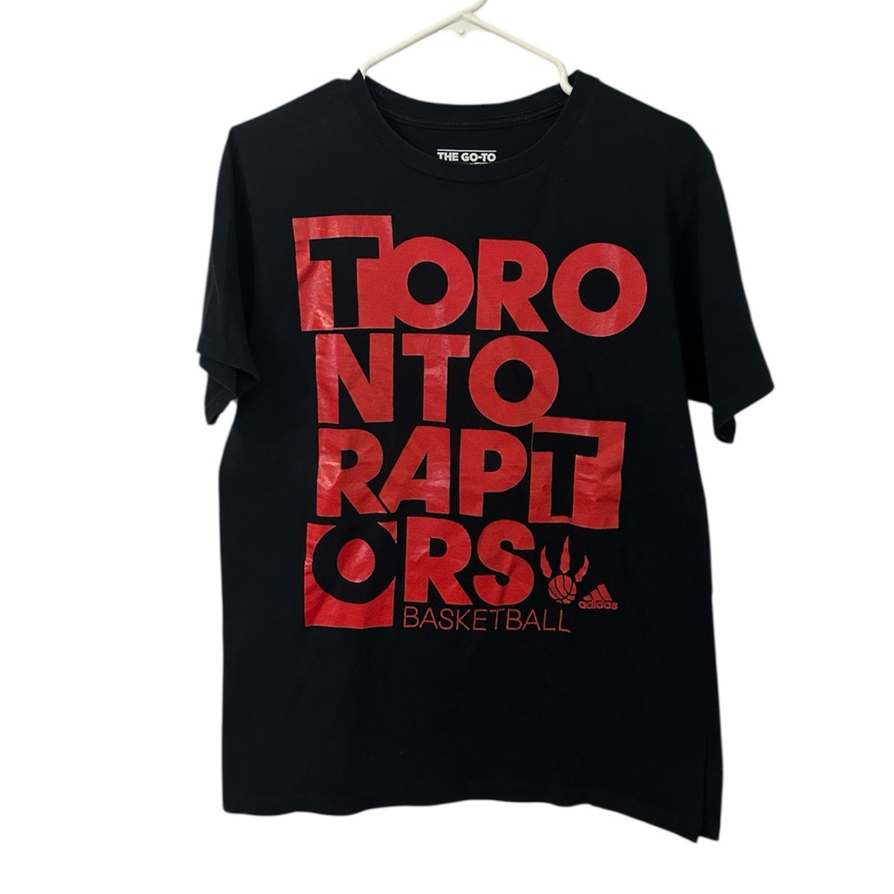 Adidas Toronto Raptors Graphic Tee Men’s Medium – Black & Red Basketball Shirt